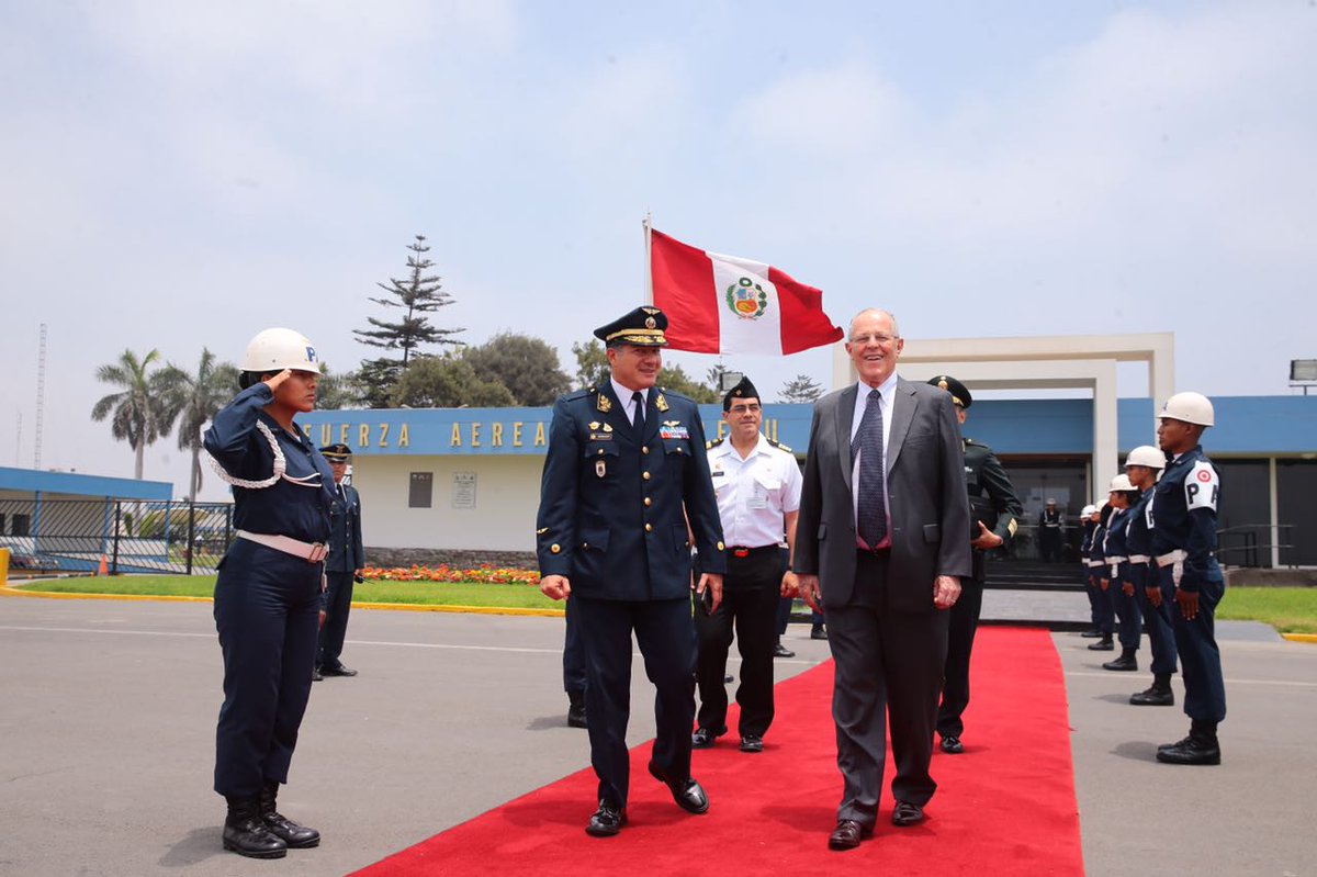 ppkamigo's tweet photo. #ViajePresidencial
Hoy iniciamos nuestro viaje a Chile para afianzar la relación que existe entre nuestros países. https://t.co/Bhhvd0eUmP
