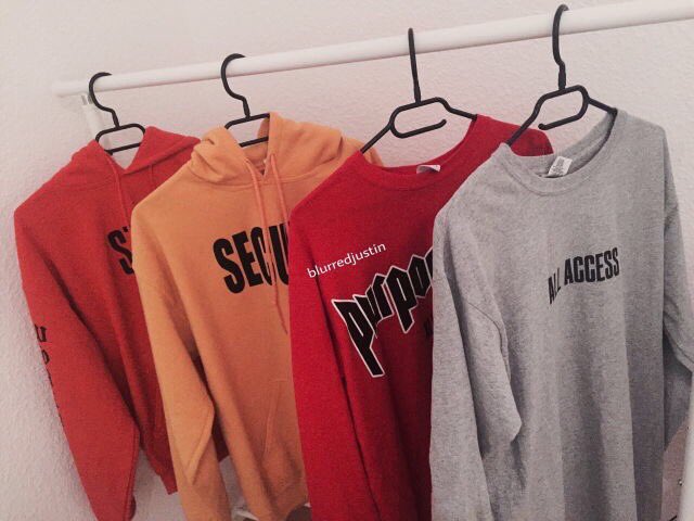 slayedjustin's tweet photo. "what do you want for christmas?" https://t.co/QDGnQTRA8Z