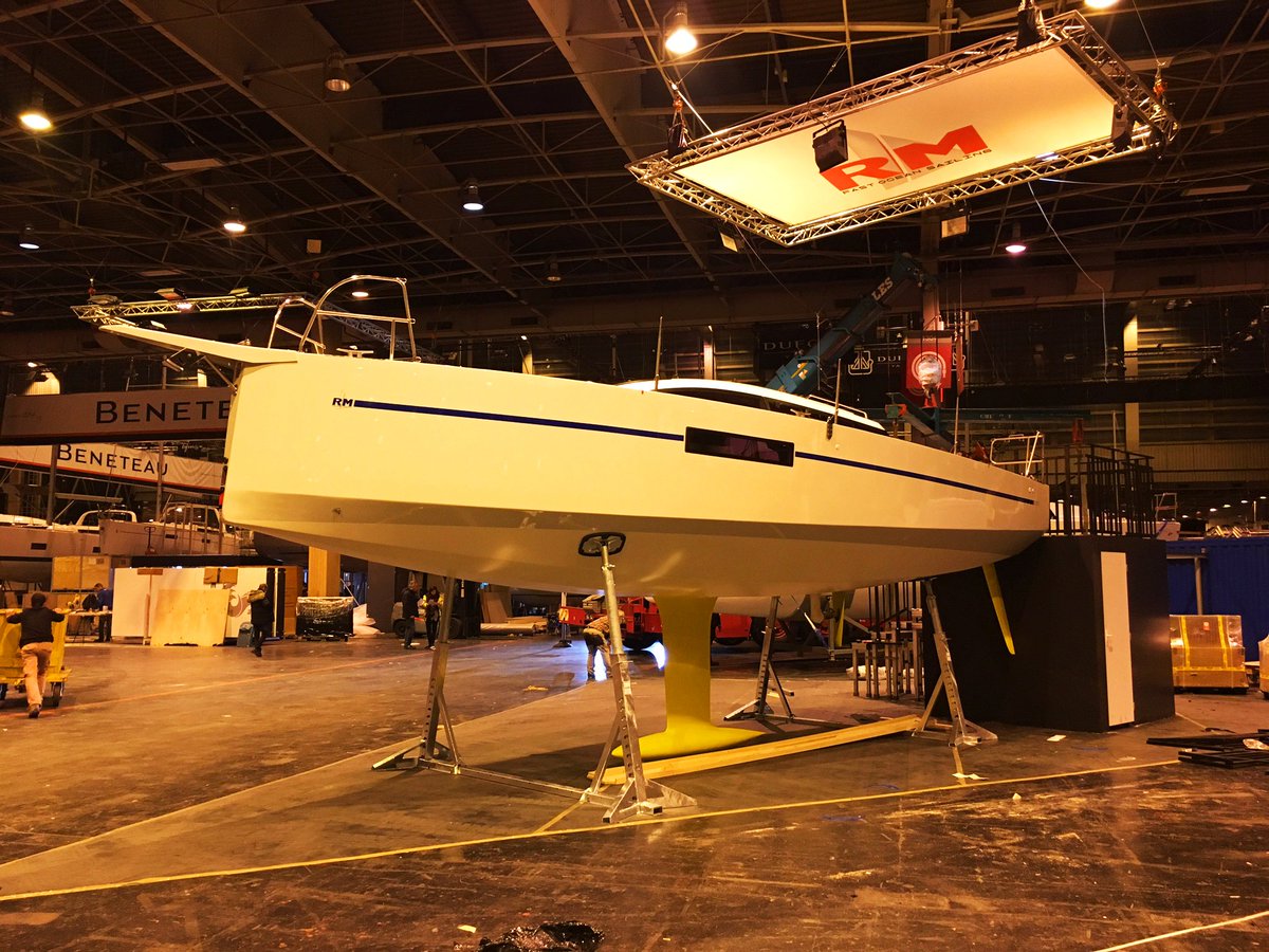 RMYachts's tweet photo. Encore un peu de travail et tout sera prêt pour vous accueillir/Still a little work and everything will be ready to welcome you #nautic2016 https://t.co/MeQVH4XQhU
