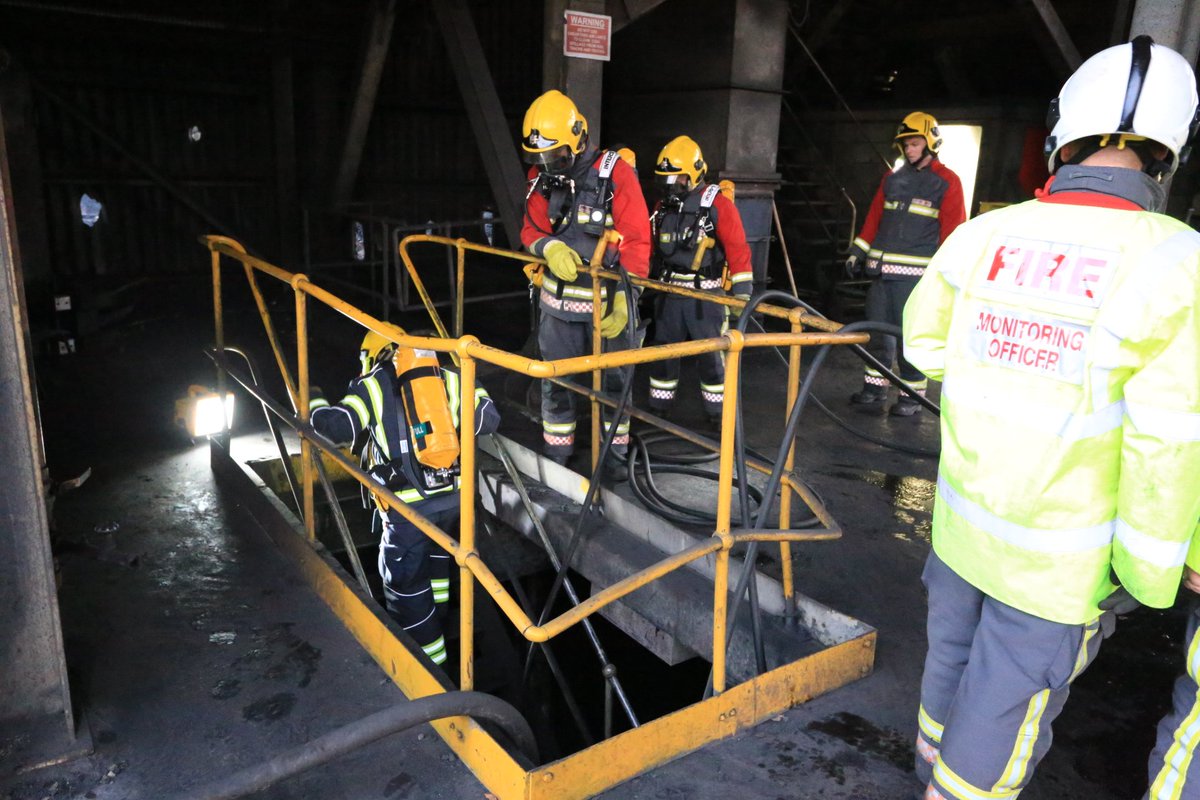 hopecement's tweet photo. @breedongroup .4 units from Derbyshire Fire and Rescue Service carry out a practice rescue exercise at Hope Cement.#safetyournumber1priority https://t.co/5ZrQlCnrWs