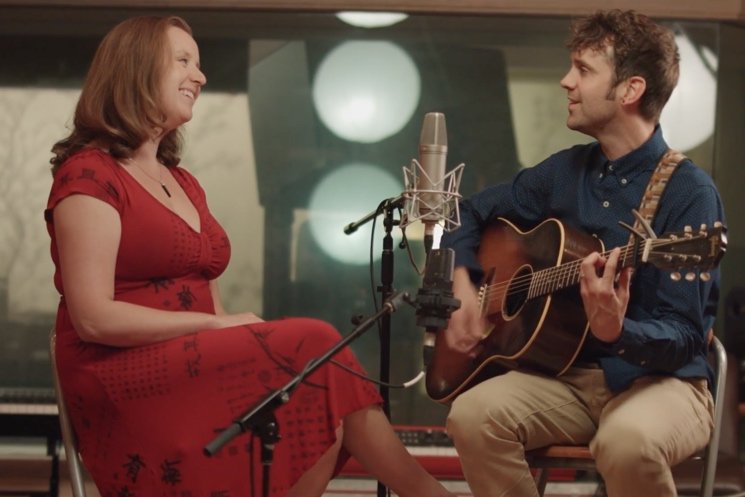 exclaimdotca's tweet photo. Watch @WinsomeKind ring in the holidays early with a new single, cover Gordon Lightfoot: https://t.co/wwsou0enRi https://t.co/f7RX8ZfFwI