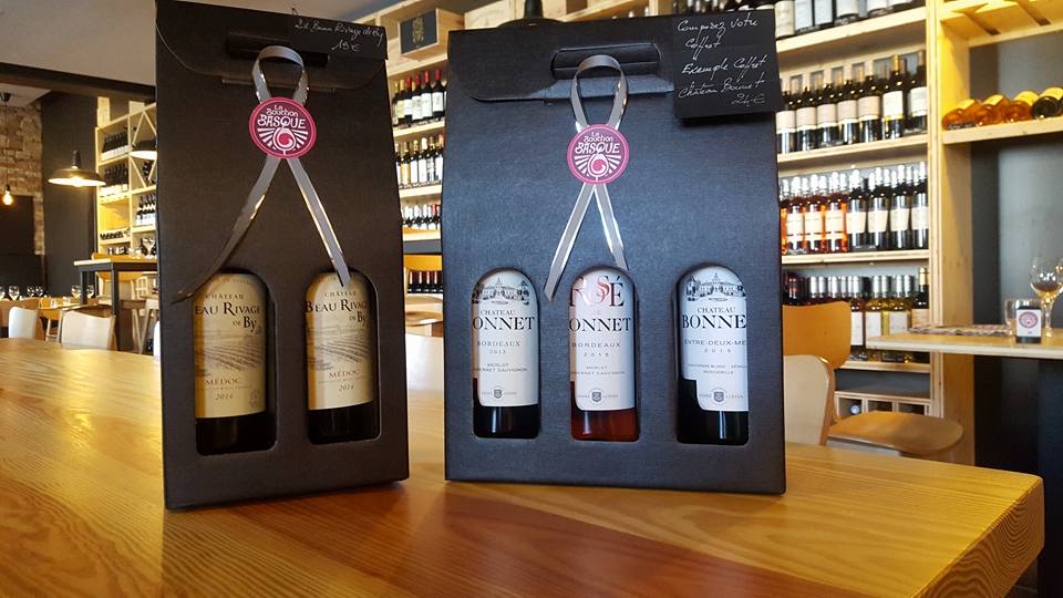 LeTrinquet's tweet photo. Pour #Noël🎄 pensez à nos coffrets vins et armagnac ! 🎁  🎉
Ne tardez pas, contactez-nous!! 🎅🏼 #noelpaysbasque #cadeaupaysbasque https://t.co/9Ax2NDjhng