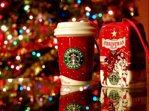 InSuitsMktg's tweet photo. The beginning of the season starts with the Starbucks #Christmas cups...
#ISMworks #ISMmarketing #Strategy https://t.co/47LVMZC7GY https://t.co/0f6iPjLGlg