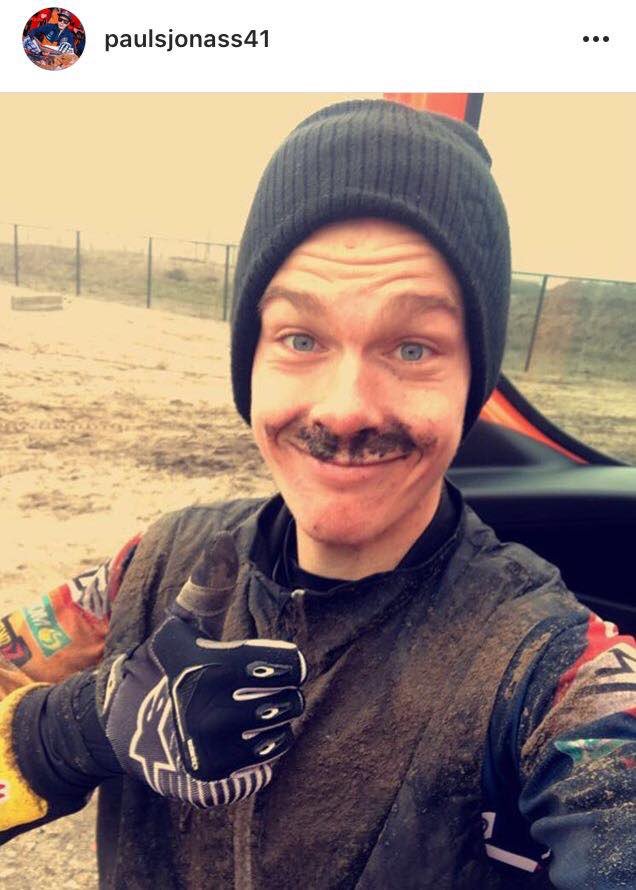 <a href="/ValdisValters/">Angie Thompson</a>