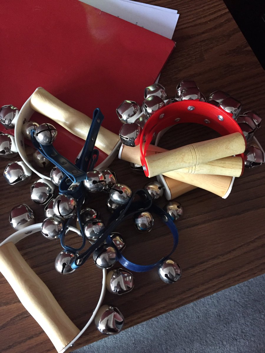 dpMusicTherapy's tweet photo. ''Tis the season! No more sneaking anywhere quietly! #christmas #jinglealltheway #musictherapyproblems https://t.co/XM7BErsA3q