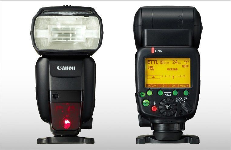 CanonEMEApro's tweet photo. Take your flash to the next level with the #Speedlite #600EX-RT. A perfect companion! https://t.co/A8VOr7ilUM https://t.co/JP9jTKOdsF