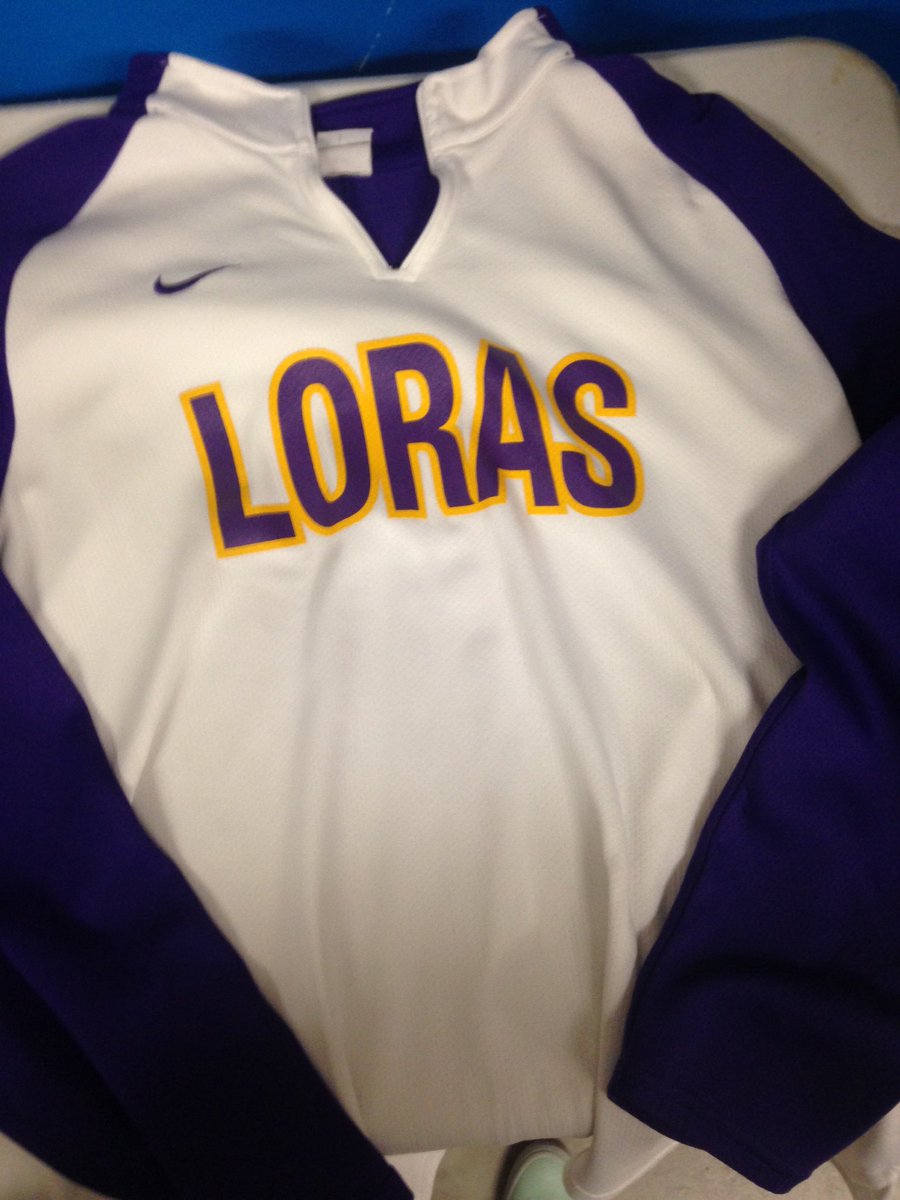 DuhawkMBB's tweet photo. Retweet this for a chance to win this MBB jacket Wednesday @ halftime!! Must be retweeted BEFORE halftime &amp; MUST BE PRESENT. #duhawksrising https://t.co/eltk5c2KiB