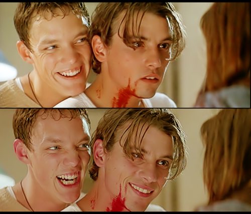 ||• Looking for someone with the FC of Stu to be Alec's best friend! 

[For those who don't know who is who, Stu is the one on the left]