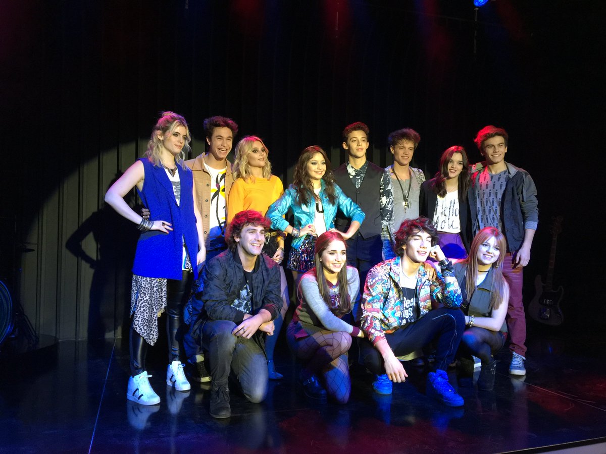 El elenco de #SoyLuna logró Certificación de Oro en México con el album #SoyLuna  <a href="/Michaelronda/">Michael Ronda</a> <a href="/karolsevilla/">KAROL SEVILLA</a> <a href="/_ruggero/">RUGGERO</a> <a href="/DisneyPrensaMX/">Disney Prensa México</a>