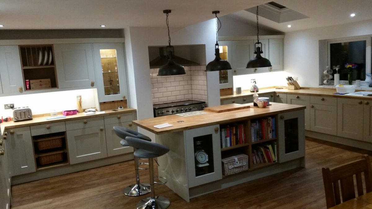 CarpentryTiling's tweet photo. Finished photos of the kitchen 👍 https://t.co/HEmRQgNZwy