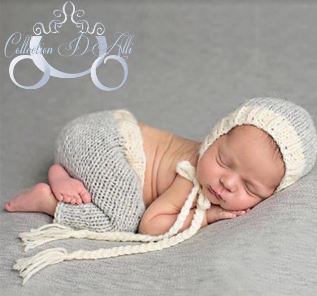 CollectionDalli's tweet image. Don't we have the cutest models?