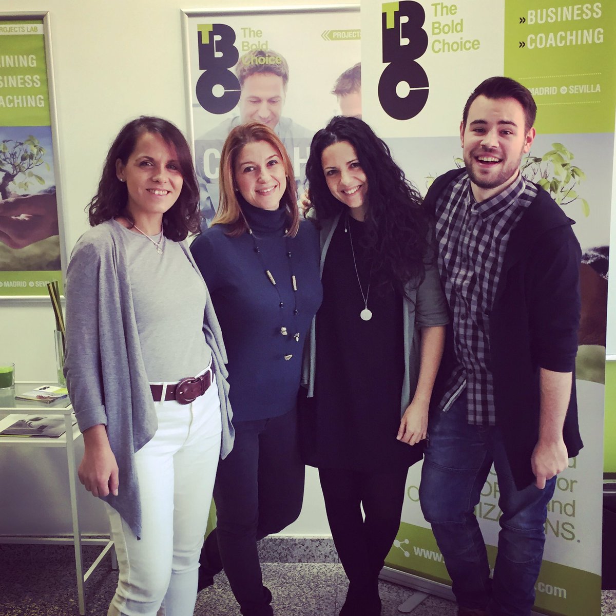 ¡Qué bonito haberte tenido hoy al fin en la ofi! <a href="/_TIRURIRU_/">Noemí Vico 🏡😷 ⭐️⭐️</a> ;-) WeLoveU #TBCTeam <a href="/TBoldChoice/">The Bold Choice</a> #formación #coaching