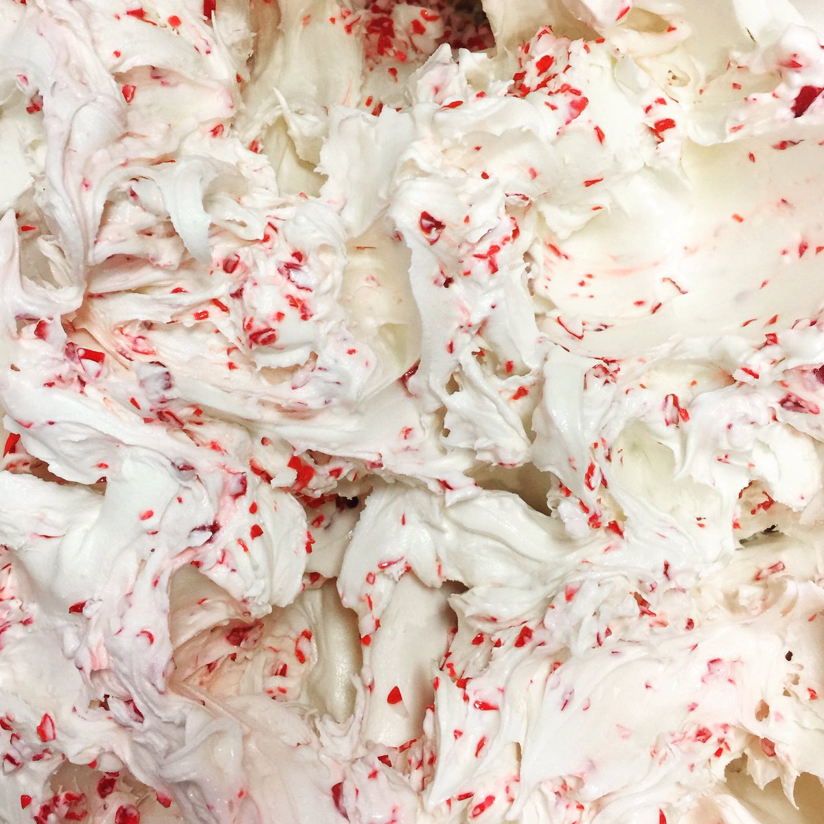 Candy Cane is your flavor of the week! Peppermint custard with crushed candy cane pieces. Christmas time is here!#flavoroftheweek #whitsfix