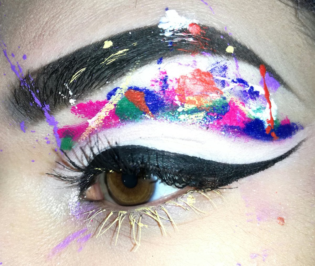 cierajewel's tweet photo. "Makeup isn't art"
lol yeah? https://t.co/aKIFdPayw8