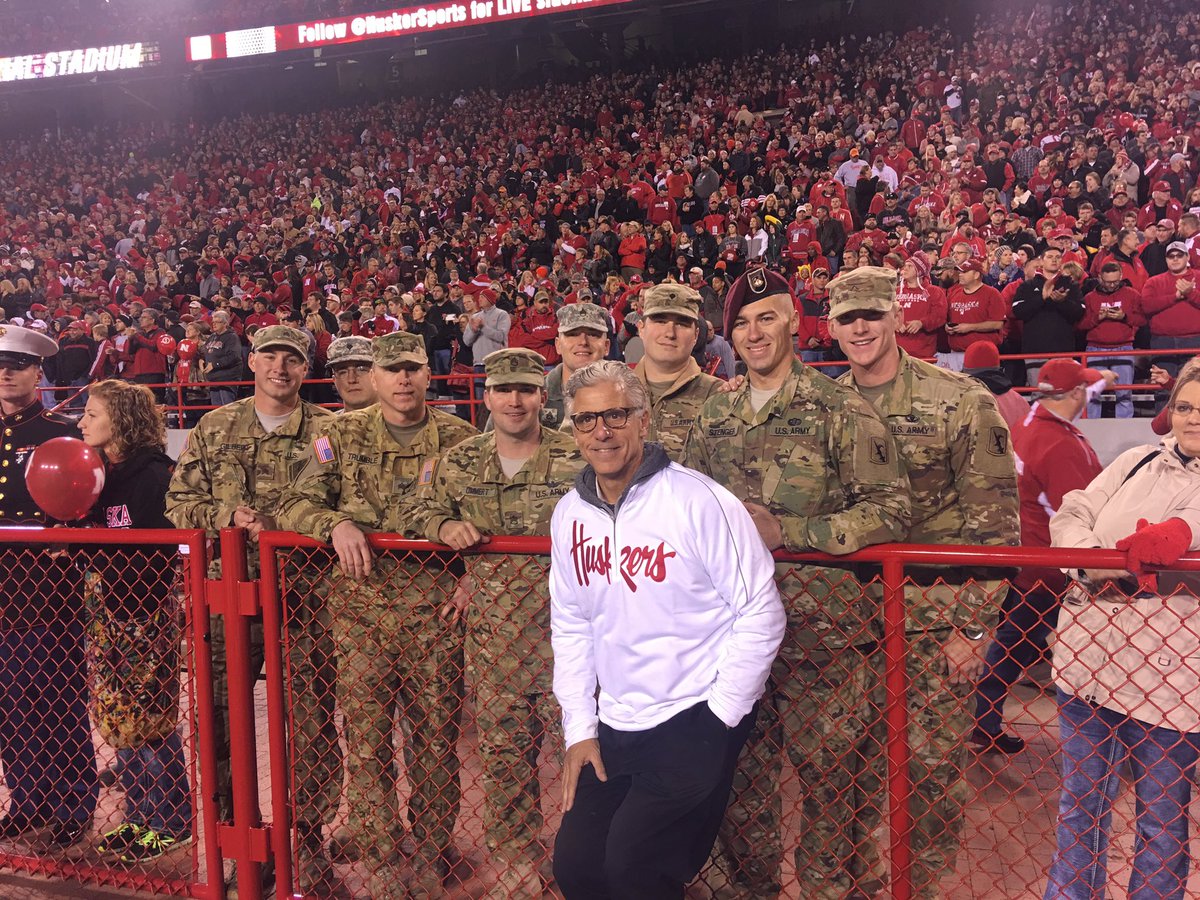 HuskerMBB's tweet photo. Consistent success:

🔴"Appreciate the struggle"
🔴"Survive the drudgery of discipline"

#CoachMoMonday🇮🇹🐎
#Nebrasketball🌽🏀✊ https://t.co/rA6rLltdaj
