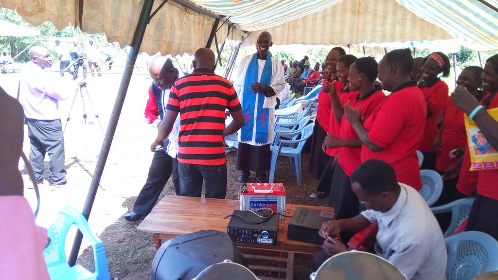 HonWashiali's tweet photo. In the funeral at Emuberi village today. https://t.co/HpGod1JFEU