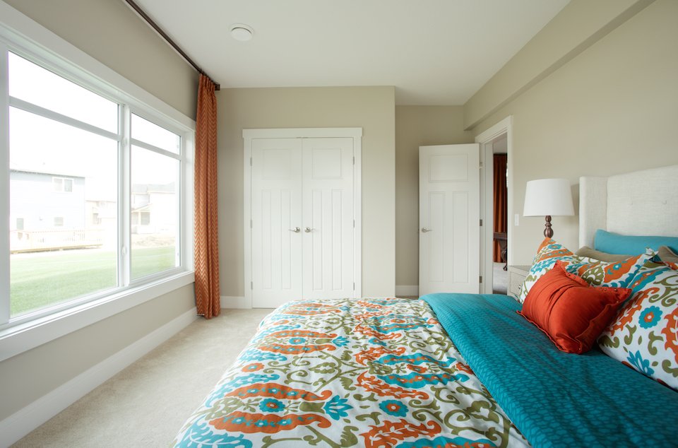 CoventryHomes's tweet photo. At Coventry Homes we say 'no' to bi-fold doors & 'yes' to building your home with quality & style. #newhome #yegdesign #qualitybuilder https://t.co/xjPQfVS8Mv