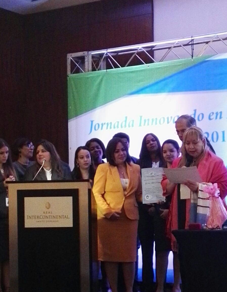 AEISS_RD's tweet photo. La Direccion Genaral de la Niñez Argentina reconoce a al Dra. Lilliam Rodríguez por su valioso aporte a la Primera Infancia #IPI2016 https://t.co/dx66sA8f9Q