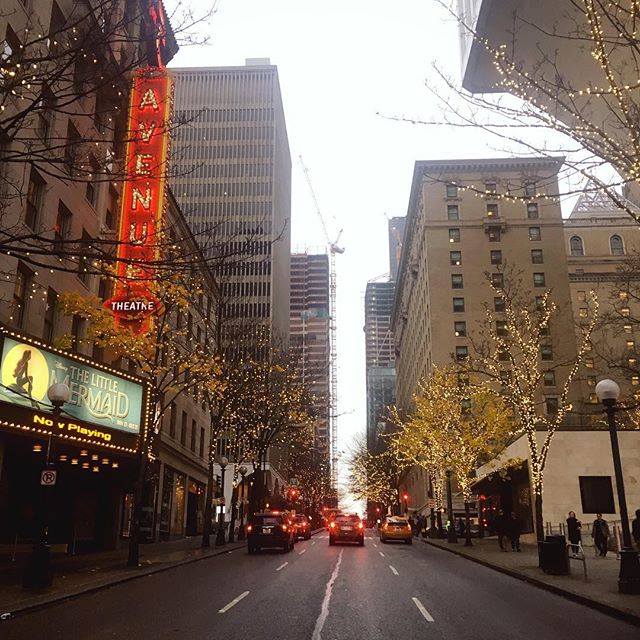 The lights are lit! It's that time of the year again! #provenancehotels #visitseattle