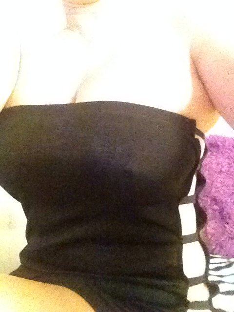 Little Black dress! Whole lot of fun! Get over here! #liveonstreamate https://t.co/C9worTGtWR https://t<a href="/tag/liveonstreamate"class="tags"><span>#liveonstreamate</span></a>
