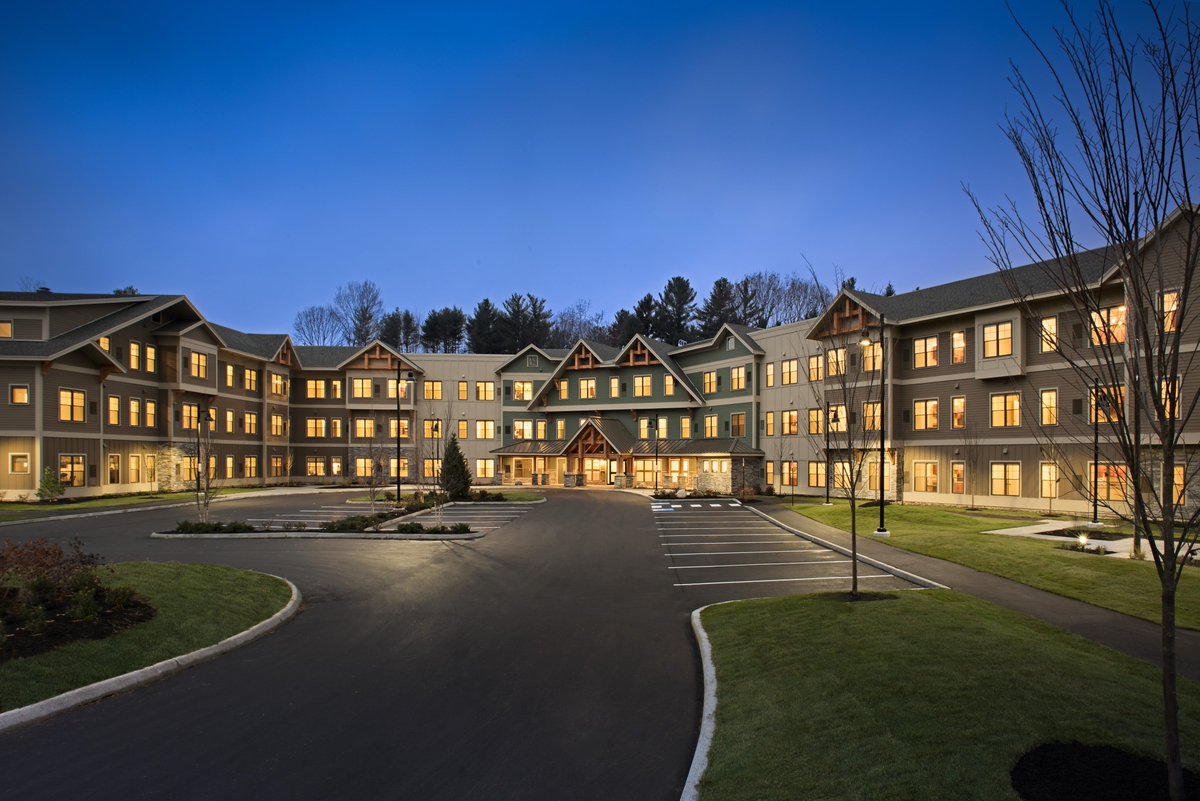 PROCONDsgnBuild's tweet image. Here is a sneak peek of our recently completed Stroudwater Lodge in #Westbrook ME. Check back for more photos in December!