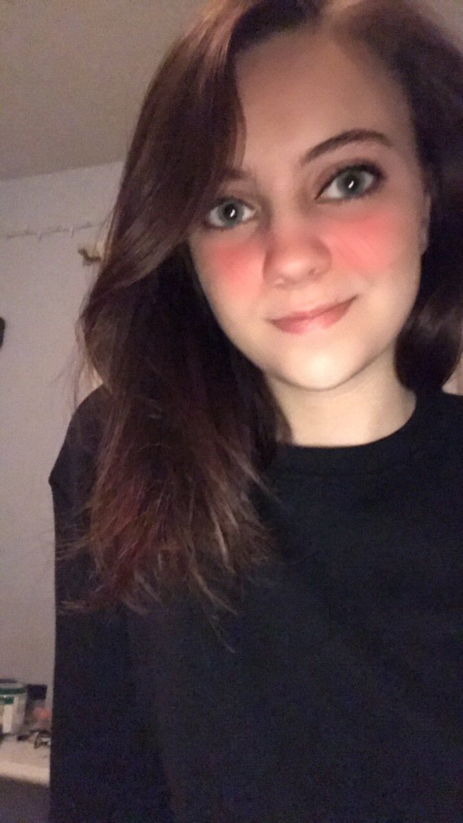lauryntayIor's tweet photo. I <3 Snapchat filters https://t.co/n73rKggiUK
