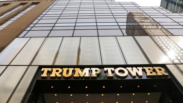 DavidovichJodi's tweet photo. Why yes, I do know how to say Trump Tower. Guess I'm American now https://t.co/gvy9BDOz78