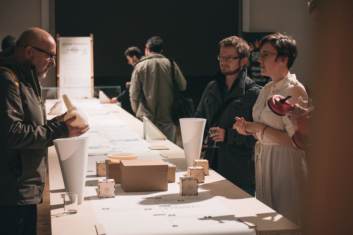 CarolineClaisse's tweet photo. Check out #storiesinprocess #exhibition with @AmeliaKnowlson! #designprocess #3dprinting Thank you @SRSBCharity @RachelSarahArm @SIAgallery https://t.co/Z9rTFlrgVw