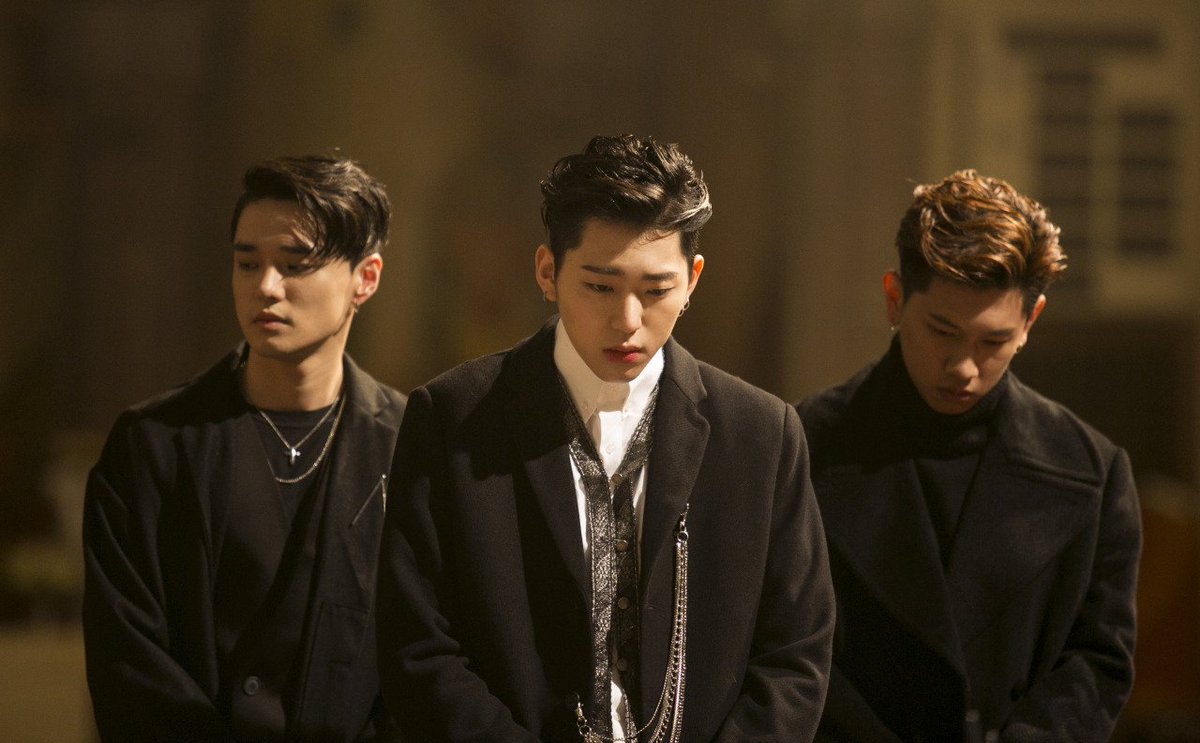 SomcChu's tweet photo. THOSE 3 JUST SAVED THE WORLD #BERMUDA_TRIANGLE #ZICO #CRUSH #DEAN♥ <3 https://t.co/aTEPVw2z3v