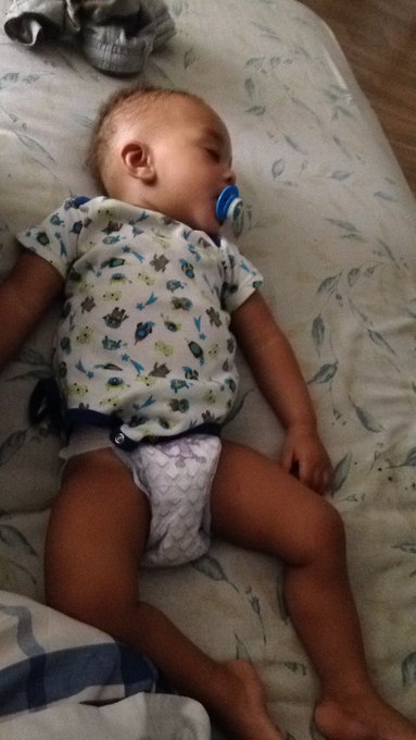 Gentle giant https://t.co/zwHCxkA7ER<a href="/tag/locs"class="tags"><span>#locs</span></a><a href="/tag/retwist"class="tags"><span>#retwist</span></a>