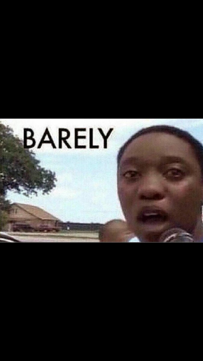 JozefRice's tweet photo. When they ask me if I'm passing Chem 😩 https://t.co/wLGEIlB5X3