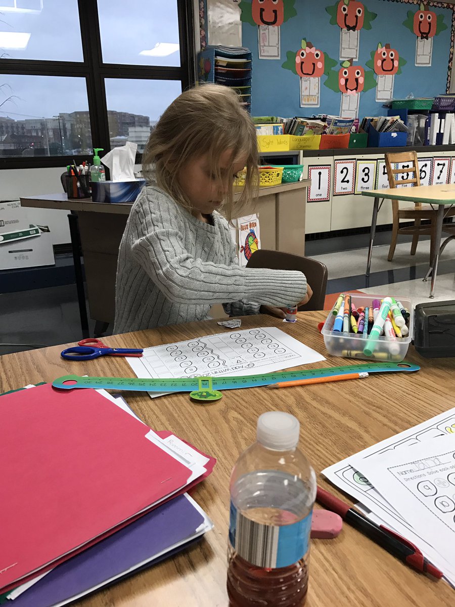 cucchimi's tweet photo. Working hard on addition #62learns https://t.co/91WetUahDJ