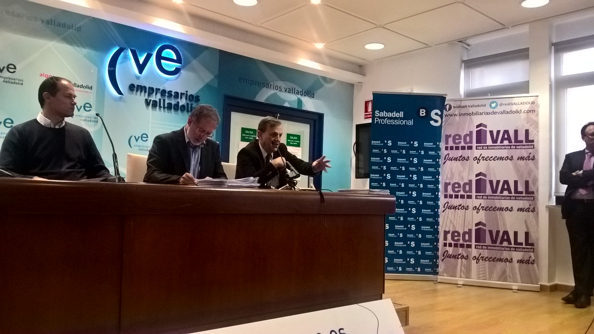 jmalfaroj's tweet photo. .@F_G_Erviti "Formación, Representación Exclusiva y Ética, pilares de la colaboración inmobiliaria" #MLS #RediVall https://t.co/zXPf1raXoO
