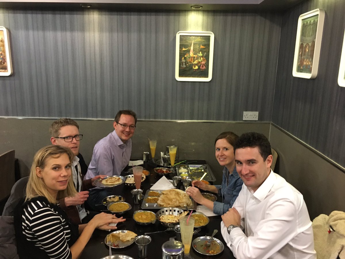 CURRYBOND2016 tweet picture