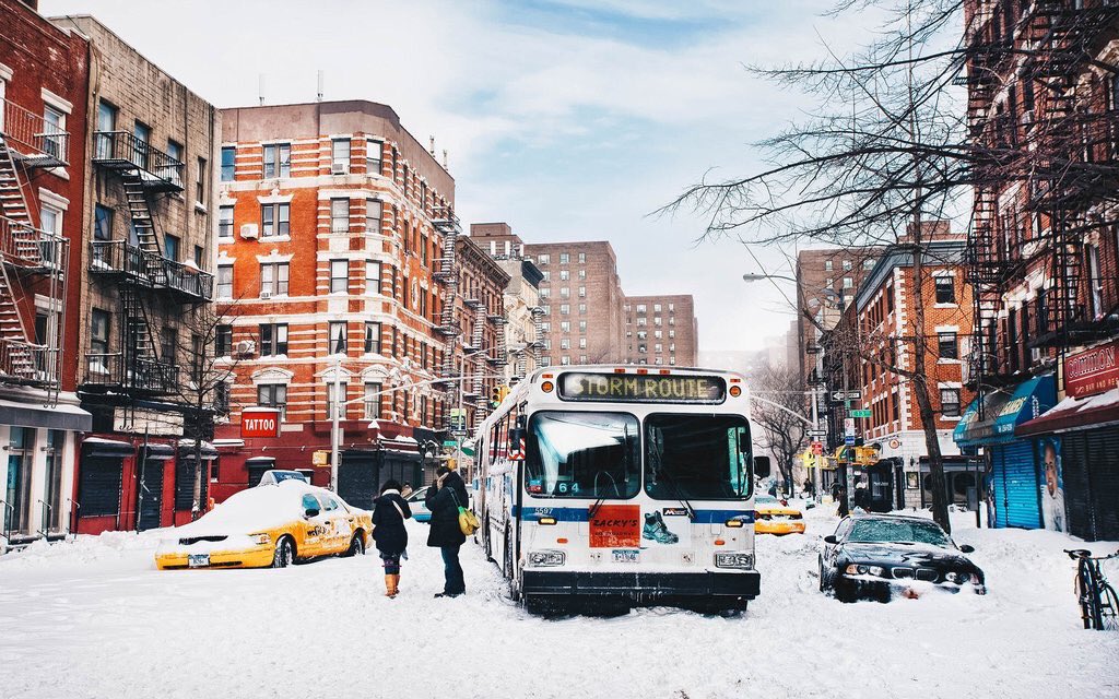 TraveIings's tweet photo. New York Winters ❄️ https://t.co/2hkLDd5ECy