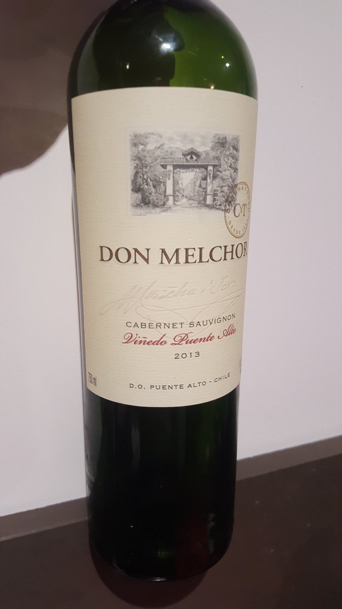 Para los amantes de los vinos chilenos...un vino redondo, con cuerpo y espectacular en nariz, UN VINAZO!!