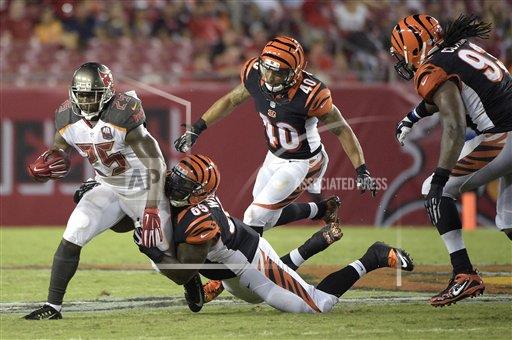PSportsMG's tweet photo. Congrats to #PSMGClient DT DeShawn Williams @BigNuk_99 on re-signing to the @Bengals 53-man roster! #whodey https://t.co/Z05hRLyXcP
