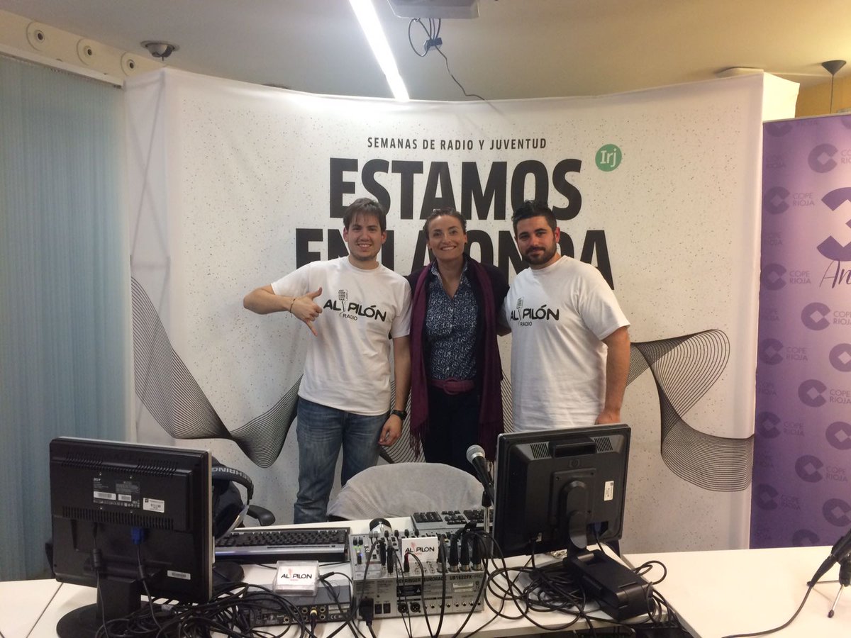 radioalpilon's tweet photo. Estamos muy felices de estar en @CopeRioja &amp; @irjjuventud con 'Las Semanas de Radio y Juventud' ¡Disfruta de la buena onda! #Radio #larioja https://t.co/1N0atJaOgs
