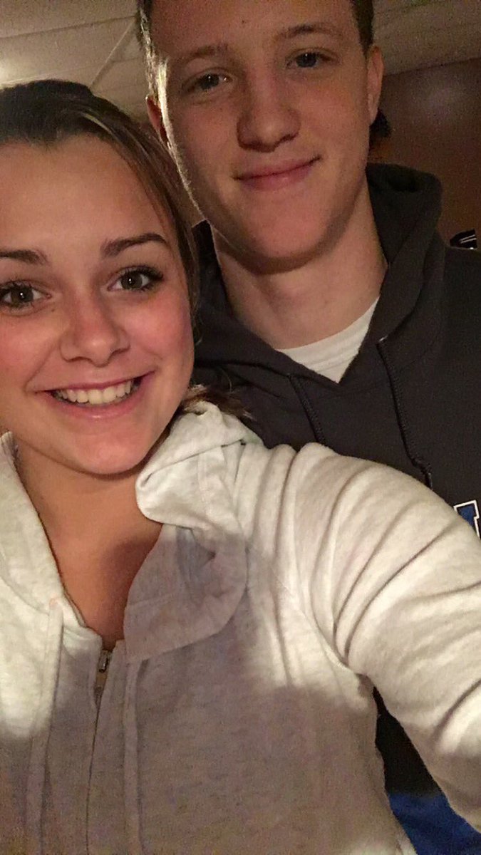 EmilyKleintop's tweet photo. it's been almost 4 months since i've seen you🙁 miss you so much❤️ https://t.co/BqEQQQtDyf