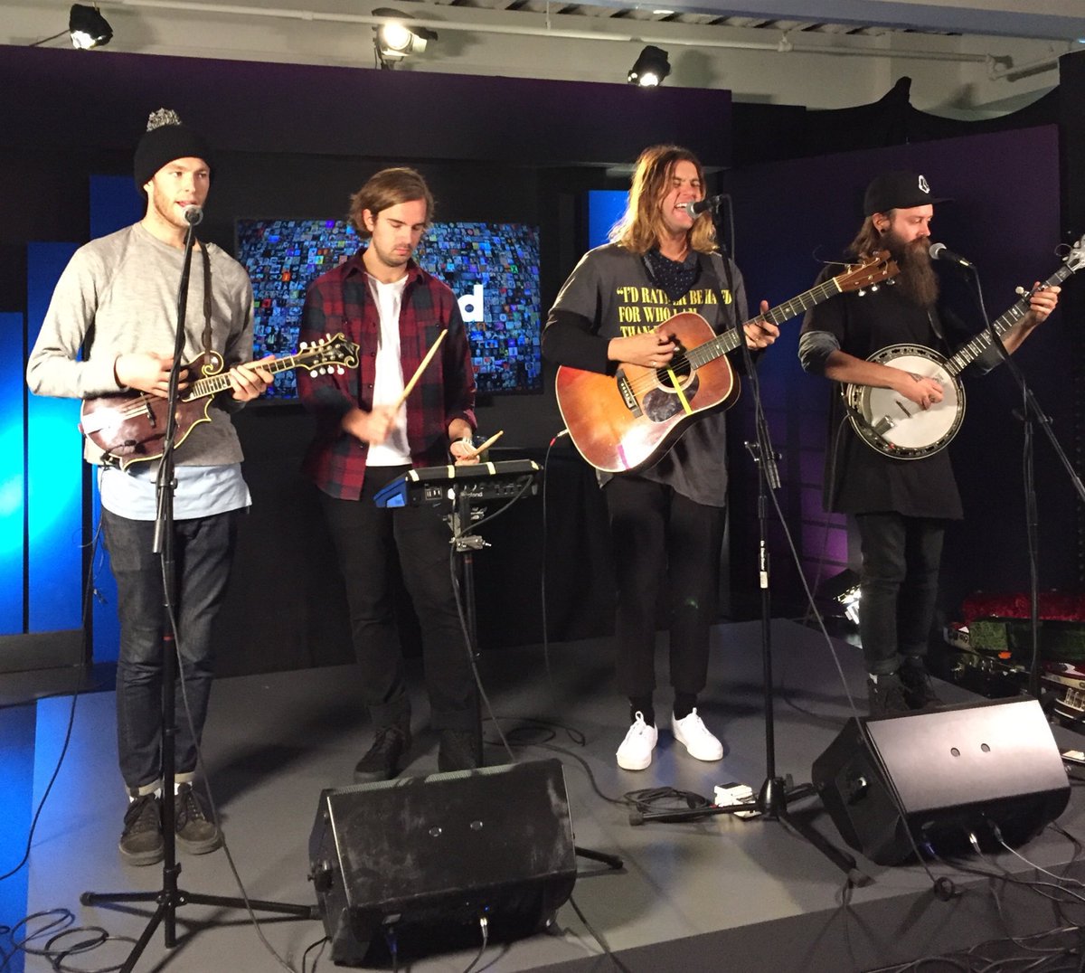 We know these awesome guys! #GigTownFamily RT <a href="/billboard/">billboard</a> Watch <a href="/judahandthelion/">Judah & the Lion</a> perform LIVE at Billboard! 🎤 🎶 hubs.ly/H05lYjQ0 " #TN