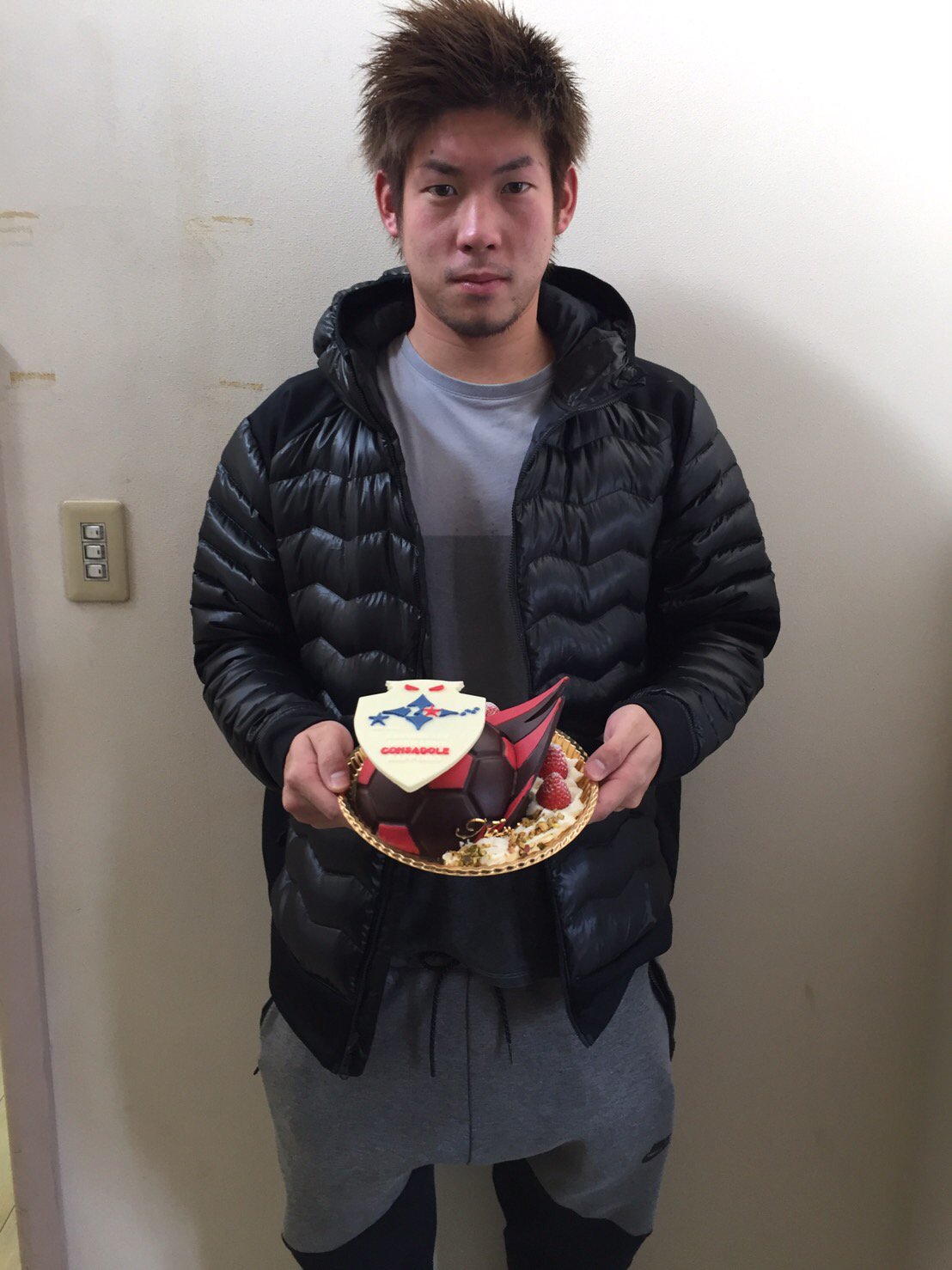 Twitter 上的 北海道コンサドーレ札幌公式 クリスマスケーキのオススメは石屋製菓様 札幌丸井今井様とのコンサドーレコラボケーキ ノエル デ コンサドーレ16 札幌丸井今井 電話 Fax インターネットで予約受付中です 詳しくはこちら T Co