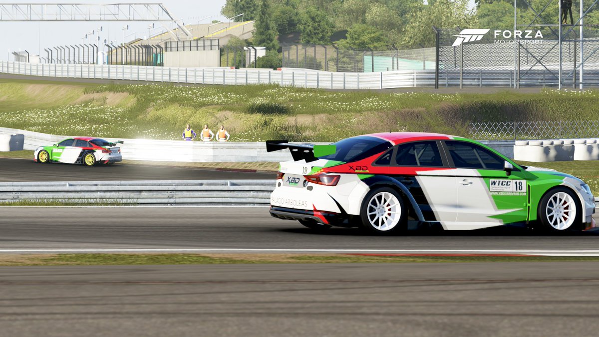 XboxDrivers's tweet photo. Os dejamos algunas fotos de la primera clasificación para la división de salas, campeonato #wtcc2016

¡Esperamos un campeonato apasionante! https://t.co/U9eS5tQOwP