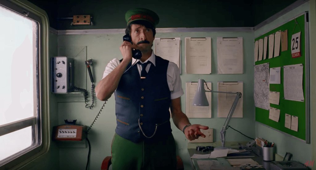 Wes Anderson Short Movie for H&amp;M dragonsmoustache.wordpress.com/2016/11/28/wes…