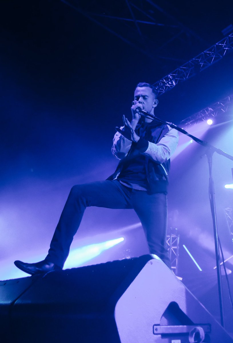 Alexandre_Sim's tweet photo. Strike a pose
M83 live @ Zénith Paris
#junktour #love #concert https://t.co/rMH8Q6ZsaO