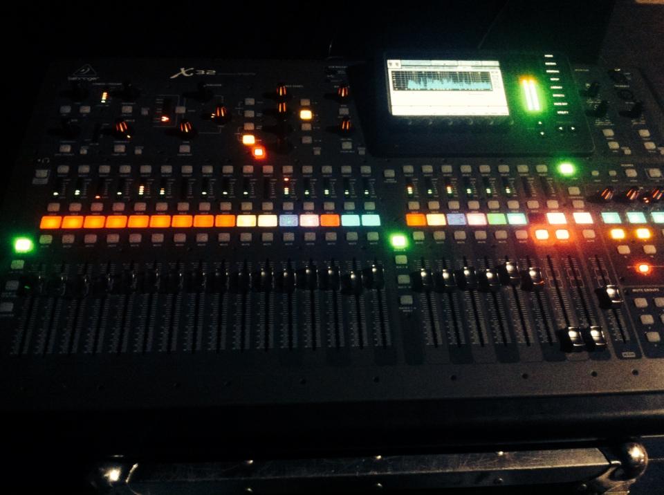 Hermosa ! #x32 #Monitoreo!