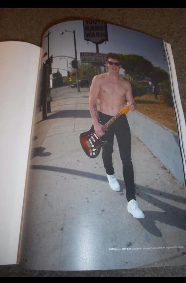 chaomenta's tweet photo. QUERO ESSA REVISTA 😍 #askmagcult https://t.co/EkIncROCFB