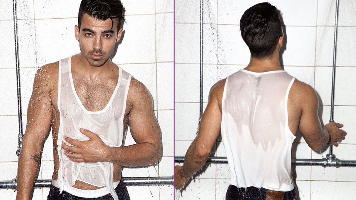 MezcolanzaNoti's tweet photo. Joe Jonas súper gayfriendly mientras Justin Bieber le pega a sus fans gay. https://t.co/aDLzshcskP  #GayFriendly #BieberHomophobe #LGBT https://t.co/EAefrrvQKQ