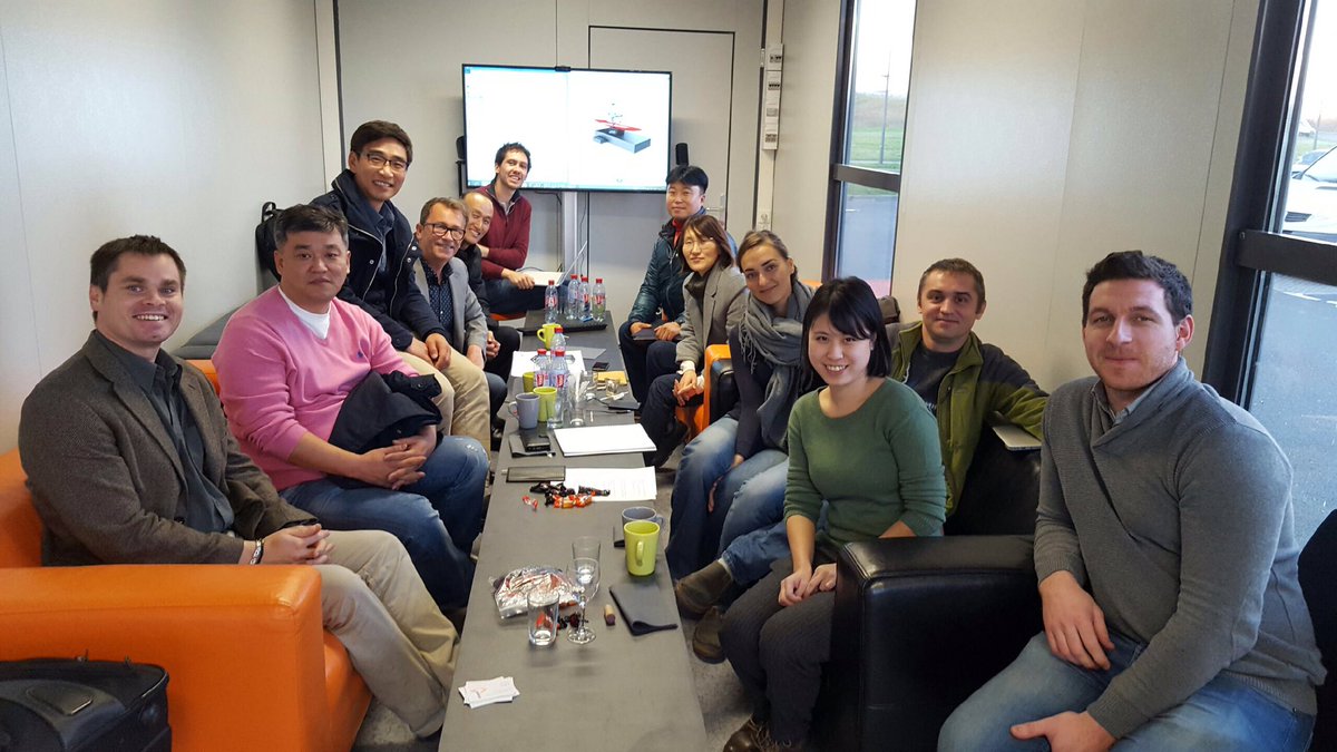 CL Corporation tweet media