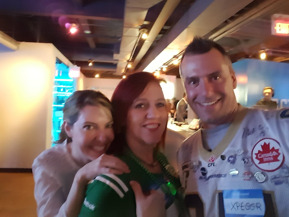 Xpeggr's tweet photo. Also got to meet two of the #CFL  finest fans: THE @lstewy and family; and @JaniceOwen  #theyarebothrealandspectacular https://t.co/7Gpzrg1bjz