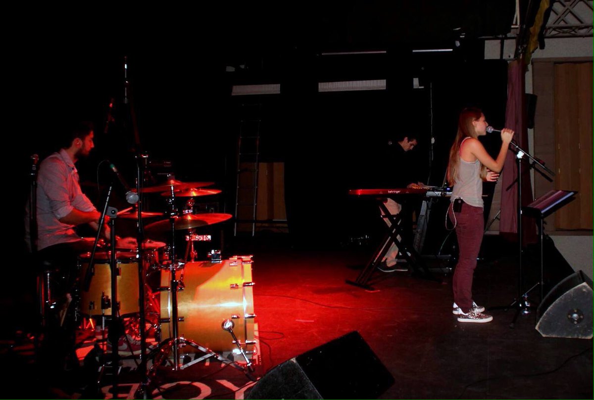 SafranmusicOff's tweet photo. Quelques photos de notre dernier concert !  #safran #musique #Angoulême https://t.co/B2XkKr6gDx